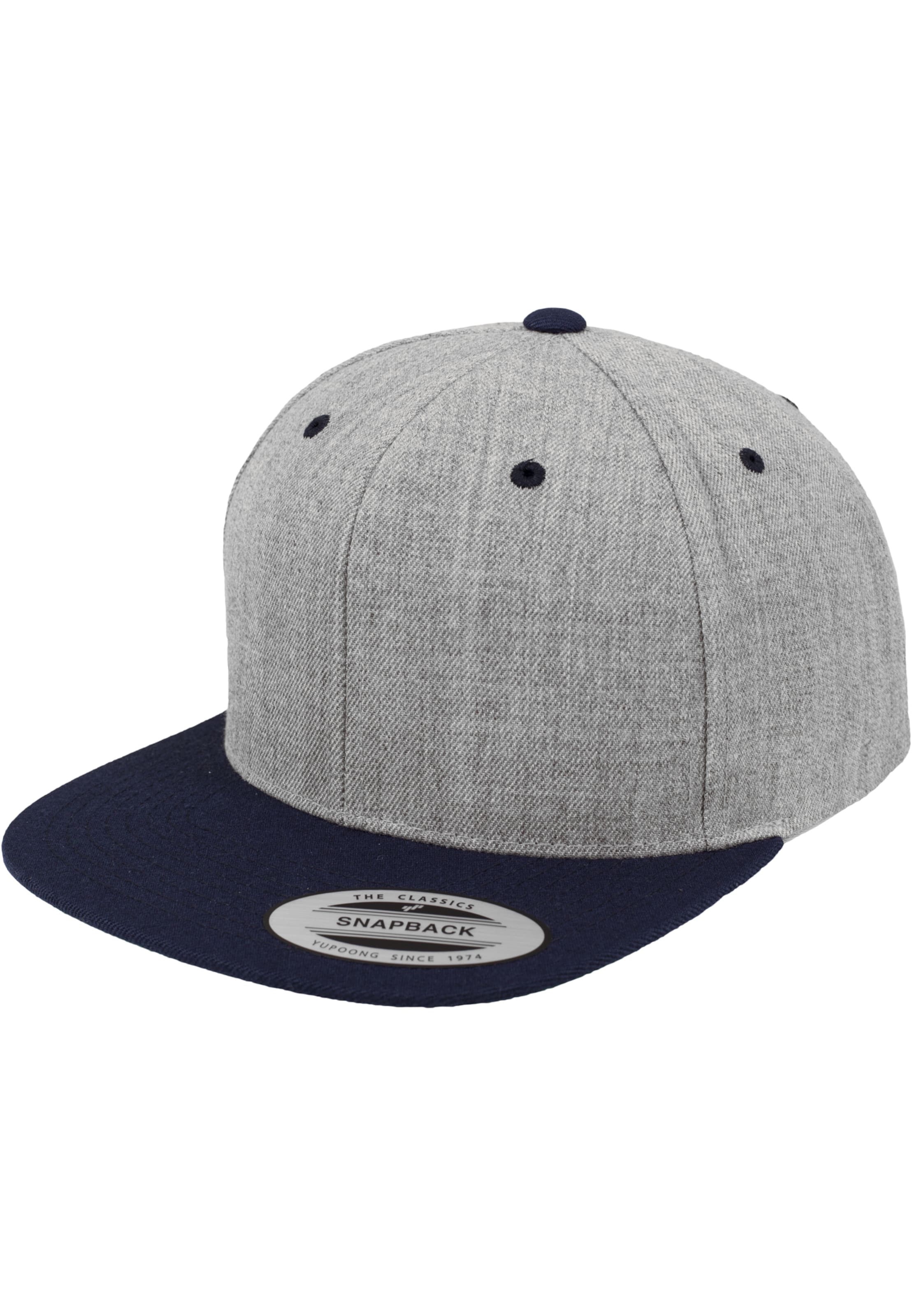 Flexfit Cap in Grau: Vorderseite