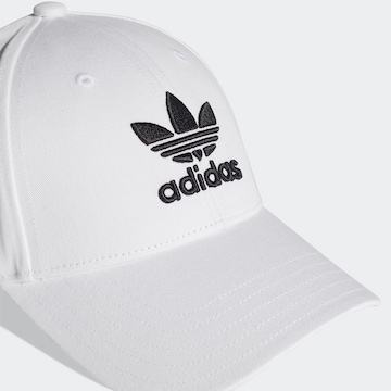 Cappello da baseball di ADIDAS ORIGINALS in bianco