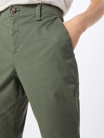 GAP - Regular Calças chino 'Girlfriend' em verde