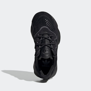 Sneaker 'Ozweego' di ADIDAS ORIGINALS in nero