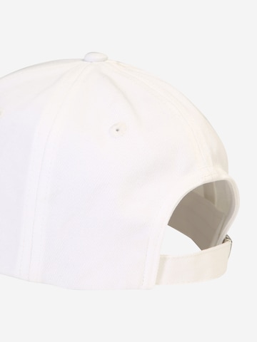 Cappello da baseball di Calvin Klein in bianco