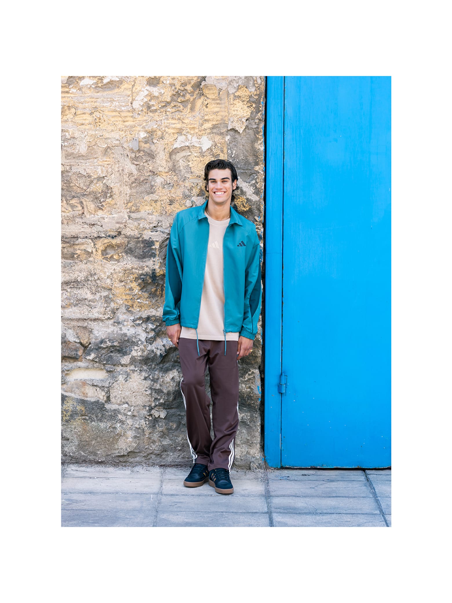 George - Blue Jacket Look