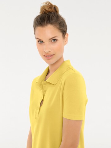 Robe heine en jaune