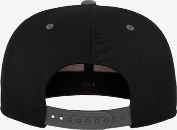 Casquette '110 Fitted' Flexfit en noir