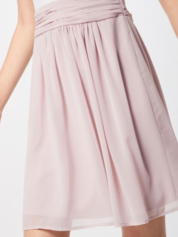 Robe de cocktail 'Darlin' ABOUT YOU en rose