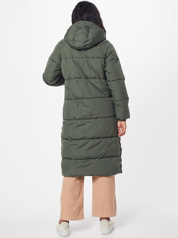 Cappotto invernale 'Ela' di mbym in verde: dietro