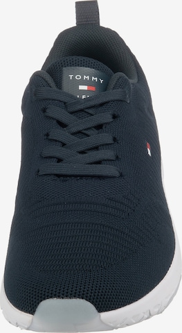 TOMMY HILFIGER Sneakers laag 'Corporate' in Blauw