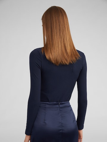 EDITED Shirt 'Ginger' in Blauw