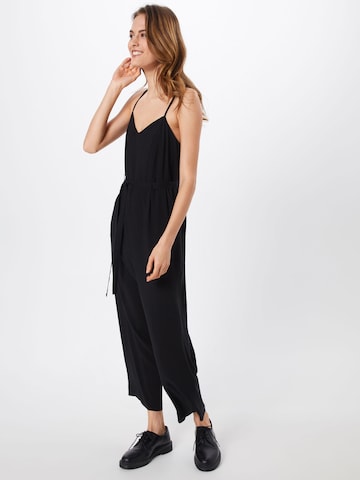 Urban Classics Jumpsuit in Zwart: voorkant