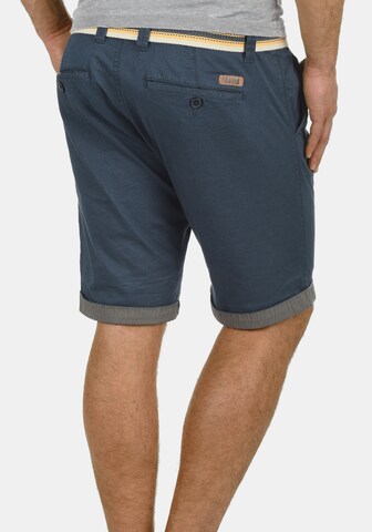 !Solid Regular Chinoshorts 'Lagos' in Blau