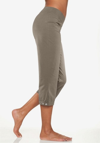 H.I.S Regular Capri-Leggings in Grün: predná strana