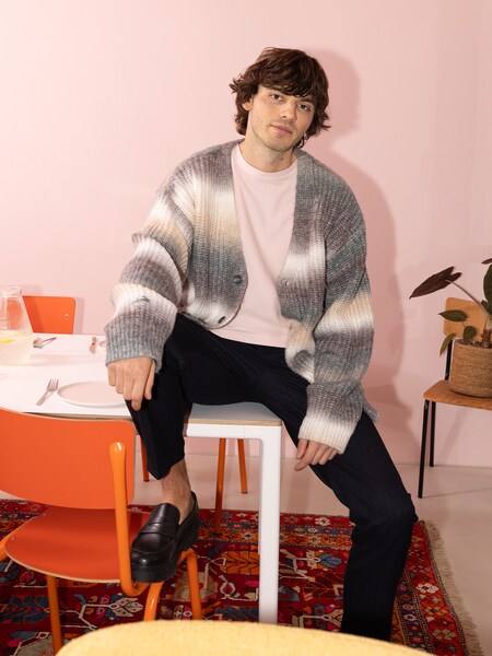 Oleg - Grey Gradient Knit Cardigan Look