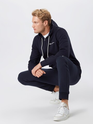 Champion Authentic Athletic Apparel Tapered Byxa i blå