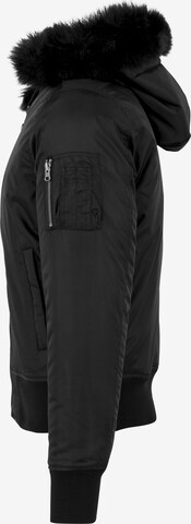 Urban Classics Jacke in Schwarz