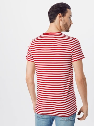 TOMMY HILFIGER Slim Fit T-Shirt in Rot