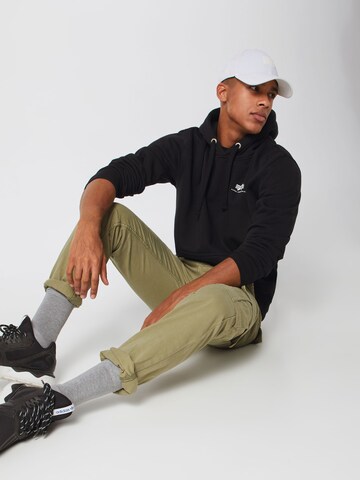 ALPHA INDUSTRIES Regular Fit Collegepaita värissä musta