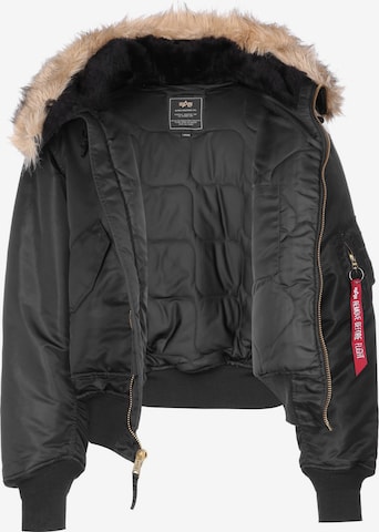 ALPHA INDUSTRIES Zimska jakna | črna barva