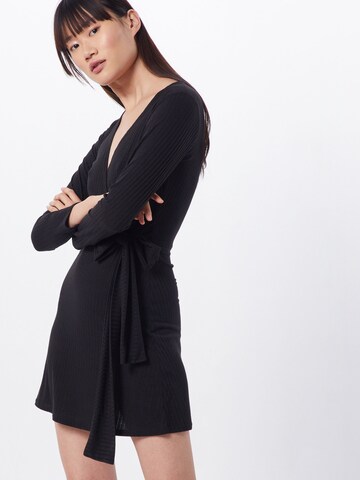 Boohoo - Vestido em preto: frente