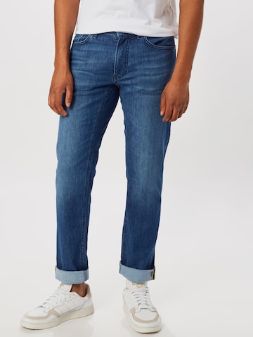 BRAX Regular Jeans 'Chuck' in Blauw: voorkant