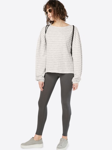 Urban Classics Pullover in Grau