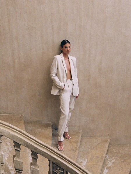 Lorena Rae - Classic Suit Look by RÆRE