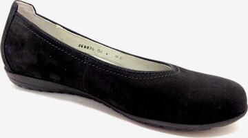 WALDLÄUFER Ballet Flats in Black