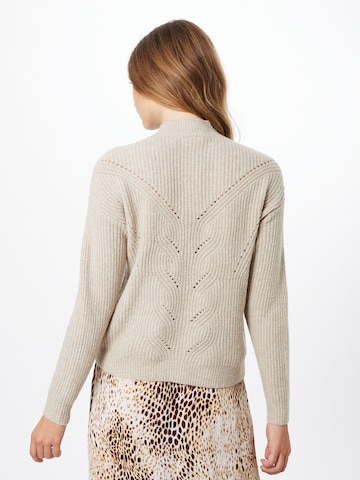 VILA Sweater in Beige