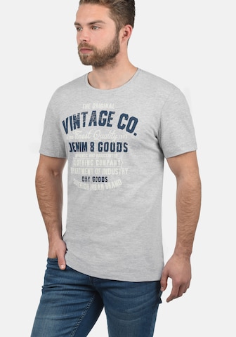 T-Shirt 'Vadim' BLEND en gris : devant