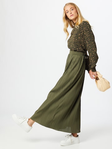 ABOUT YOU Skirt 'Talia' in Green