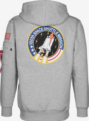ALPHA INDUSTRIES Sweatshirt 'Space Shuttle' in Grijs