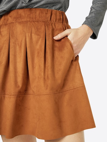 Moves Skirt 'Kia' in Brown