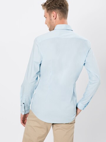 ESPRIT Přiléhavý střih Společenská košile – modrá: zadní strana