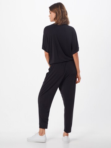 Tuta jumpsuit di Urban Classics in nero