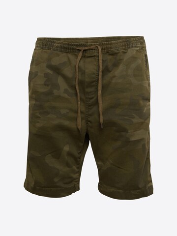 Urban Classics Regular Shorts in Grün: Vorderseite