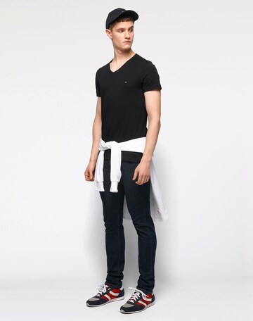 T-Shirt TOMMY HILFIGER en noir