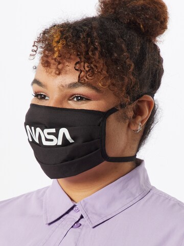 Mister Tee Stoffmaske 'Nasa' in Schwarz