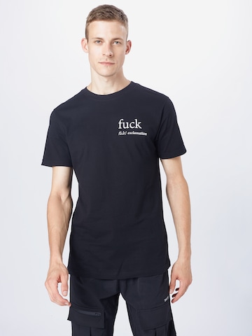 Coupe regular T-Shirt Mister Tee en noir : devant