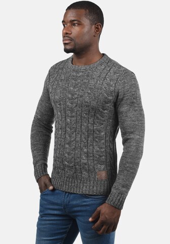 !Solid Sweater 'Philemon' in Grey: front