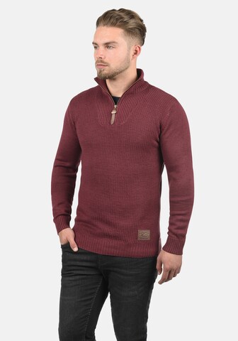 !Solid Sweater 'Tommy' in Red: front