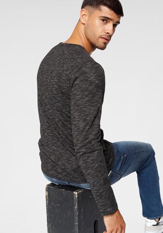 Bruno Banani Shirt ' Henleystil' in Grey