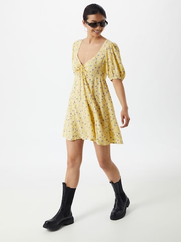 Motel - Vestido 'Carie' en amarillo