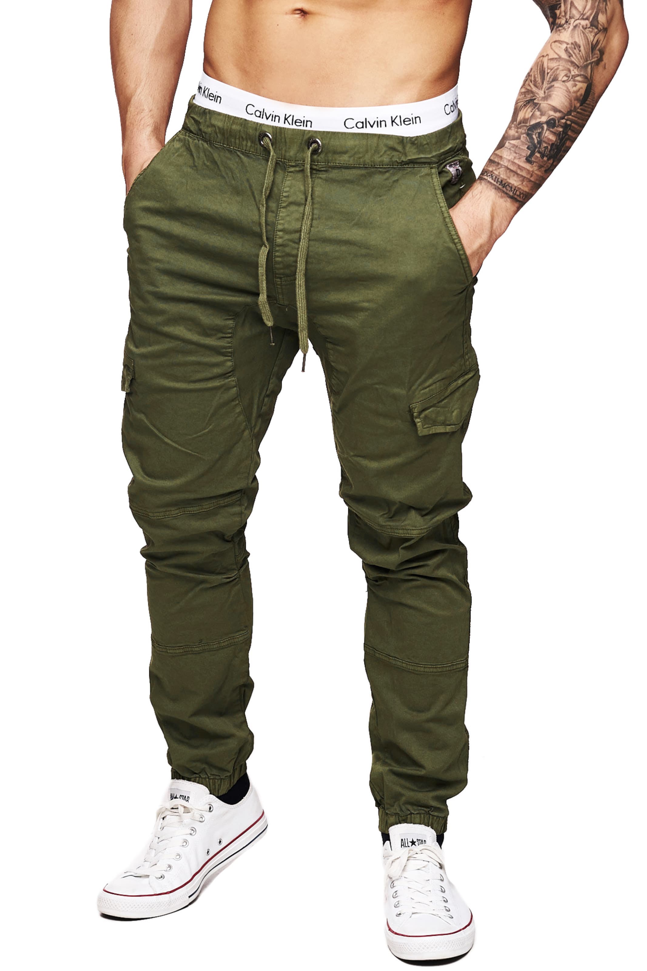 INDICODE JEANS Tapered Cargo Pants 'Levi' in Green: front