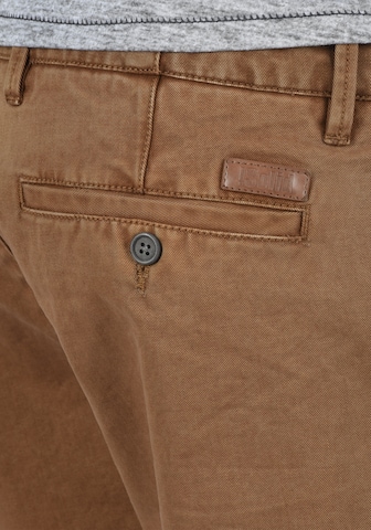 !Solid Regular Chino 'Pinhel' in Bruin