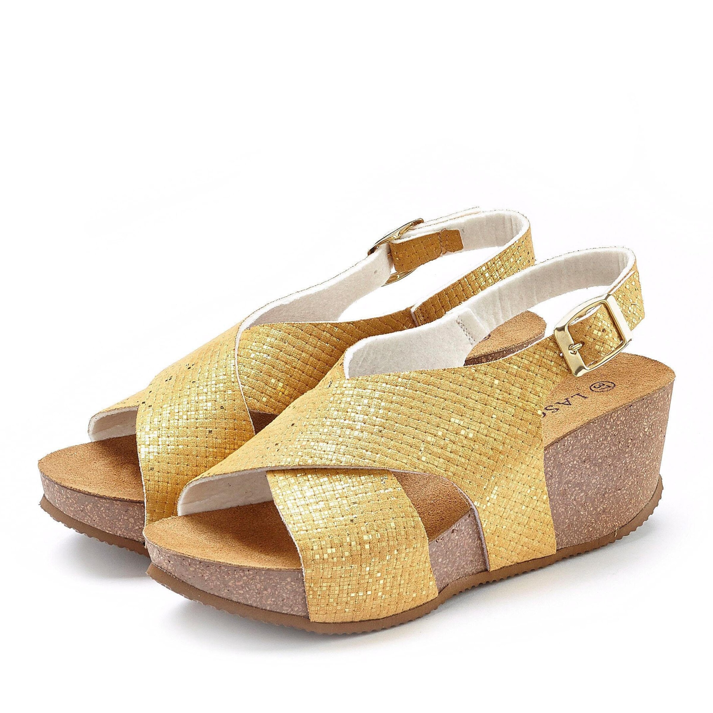 LASCANA Σανδάλι σε κίτρινο