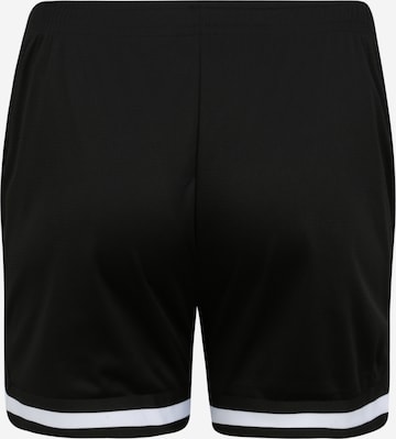 Urban Classics Regular Shorts in Schwarz