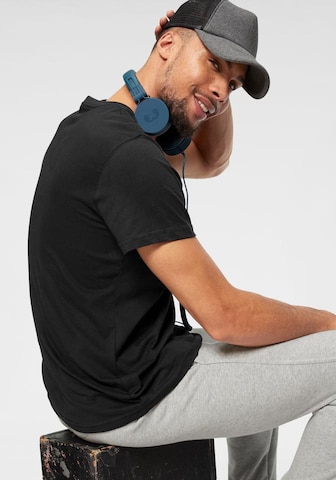 LONSDALE - Camiseta 'LANGSETT' en negro