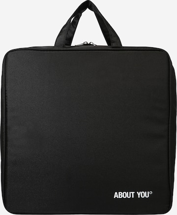 ABOUT YOU Klädsäck i svart: framsida