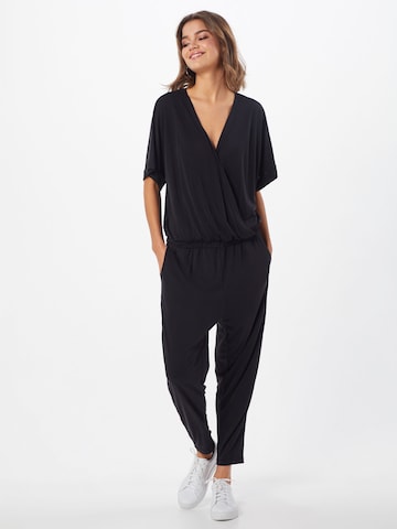 Urban Classics Jumpsuit in Zwart: voorkant