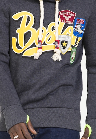 PLUS EIGHTEEN Sweatshirt in Grijs