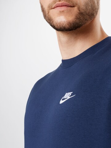 mėlyna Nike Sportswear Standartinis modelis Megztinis be užsegimo 'Club Fleece'